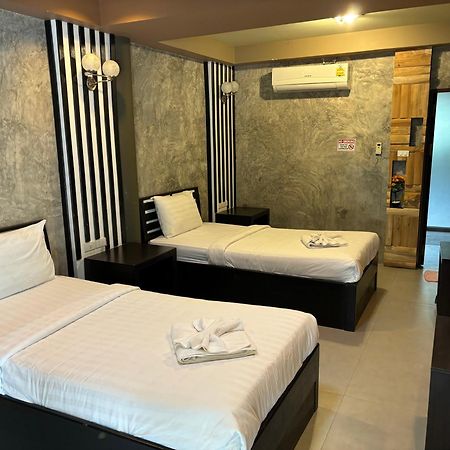 Revolution Kanchanaburi Adventure Hq Ban Chuk Kum Exterior foto